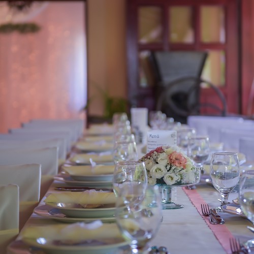 &Eacute;tterem melletti terasz