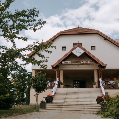 Hotel Sziluett k&uuml;lső k&eacute;pek